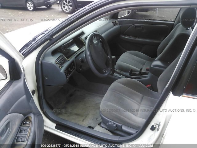 4T1BG22K8WU382287 - 1998 TOYOTA CAMRY CE/LE/XLE WHITE photo 5