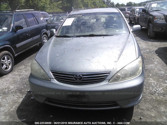 4T1BE32K56U674989 - 2006 TOYOTA CAMRY LE/XLE/SE 灰色 照片 6