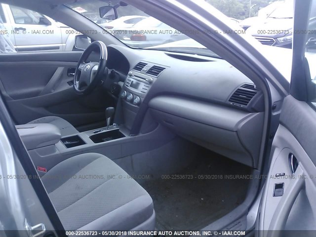 4T1BE46K97U142971 - 2007 TOYOTA CAMRY NEW GENERAT CE/LE/XLE/SE SILVER photo 5