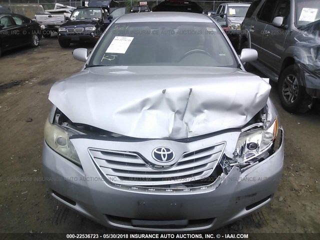4T1BE46K97U142971 - 2007 TOYOTA CAMRY NEW GENERAT CE/LE/XLE/SE SILVER photo 6