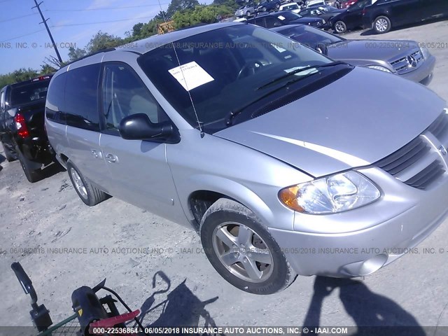 2D4GP44L67R104534 - 2007 DODGE GRAND CARAVAN SXT SILVER photo 1