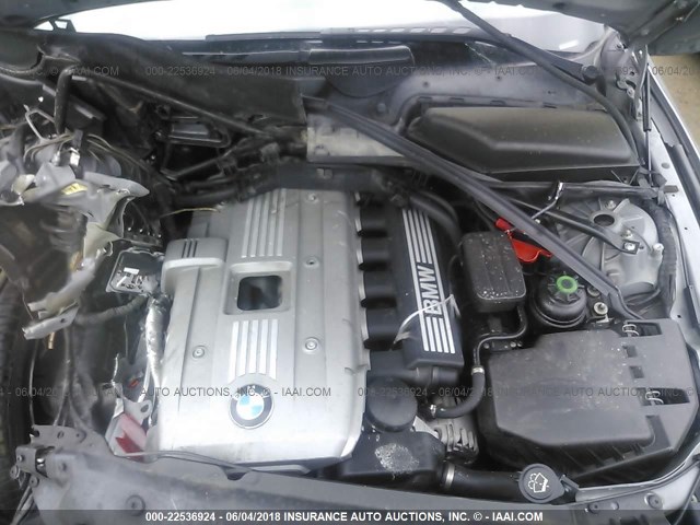 WBANF73536CG65650 - 2006 BMW 530 XI GRAY photo 10