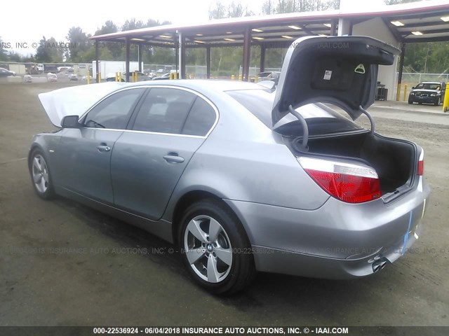 WBANF73536CG65650 - 2006 BMW 530 XI GRAY photo 3