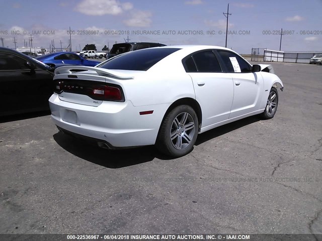 2C3CDXCT5DH552602 - 2013 DODGE CHARGER R/T WHITE photo 4