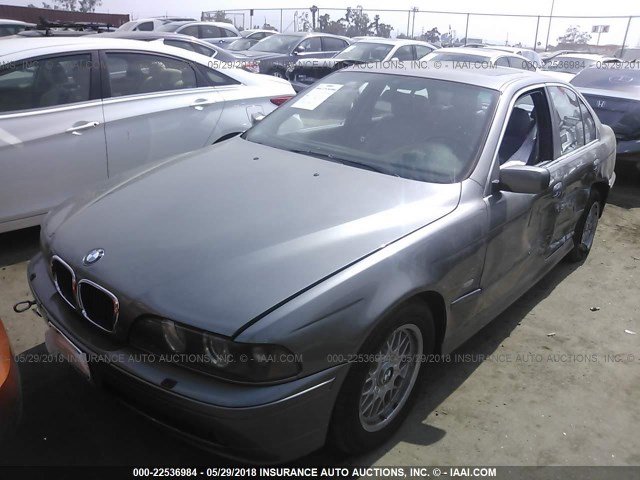 WBADT43452GZ95543 - 2002 BMW 525 I AUTOMATIC GRAY photo 2