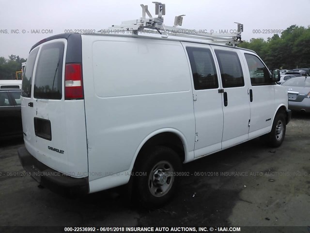 1GCHG35U061268660 - 2006 CHEVROLET EXPRESS G3500  WHITE photo 4