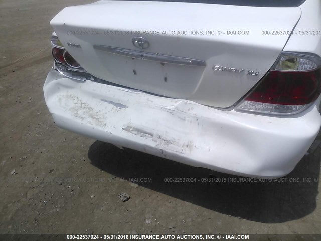 4T1BE30K26U738991 - 2006 TOYOTA CAMRY LE/XLE/SE 白色 照片 6