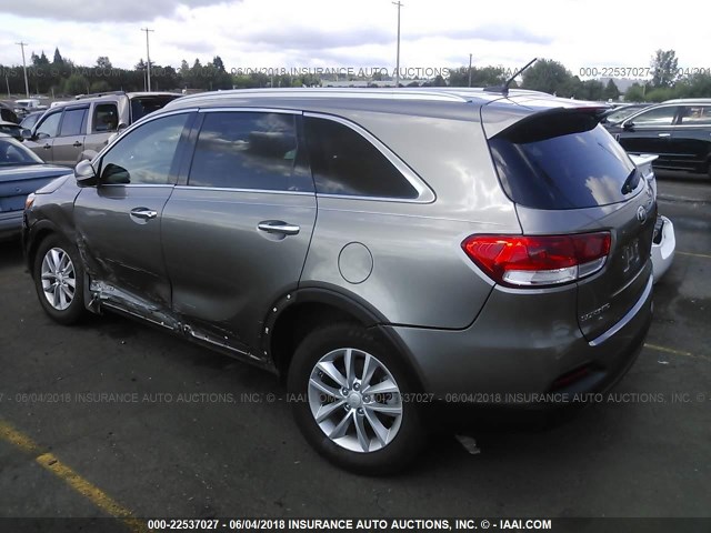 5XYPGDA57GG137551 - 2016 KIA SORENTO LX/L GRAY photo 3