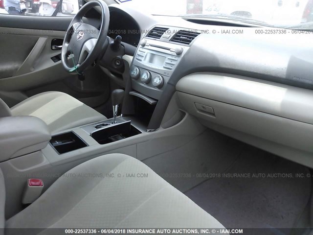 4T1BE46K08U742411 - 2008 TOYOTA CAMRY CE/LE/XLE/SE BLACK photo 5