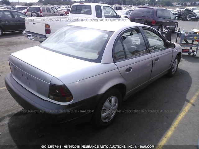 1G8ZH5283TZ229962 - 1996 SATURN SL1 GRAY photo 4