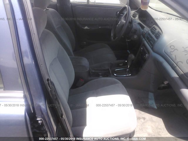 1YVGF22C325303077 - 2002 MAZDA 626 LX BLUE photo 5