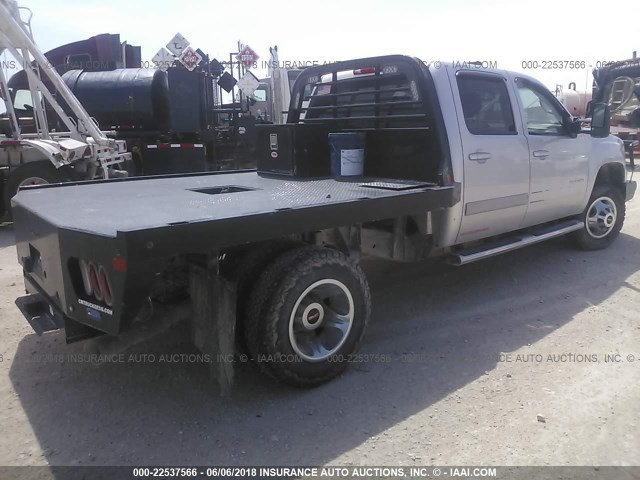 1GT424C8XDF177551 - 2013 GMC SIERRA K3500 SLT SILVER photo 4