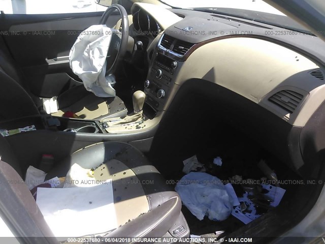 1G1ZG5E72CF203648 - 2012 CHEVROLET MALIBU LTZ WHITE photo 5