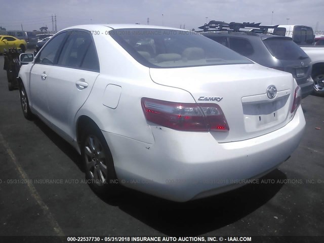 4T1BE46K48U761043 - 2008 TOYOTA CAMRY CE/LE/XLE/SE WHITE photo 3
