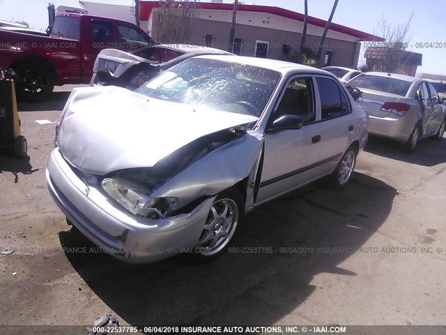 1Y1SK5284XZ420820 - 1999 CHEVROLET GEO PRIZM LSI SILVER photo 2