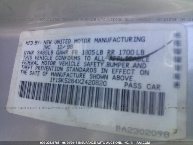 1Y1SK5284XZ420820 - 1999 CHEVROLET GEO PRIZM LSI SILVER photo 9