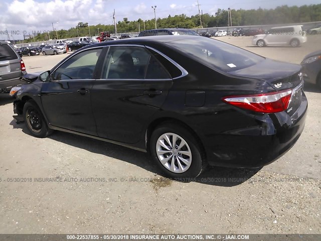 4T1BF1FK0HU694470 - 2017 TOYOTA CAMRY LE/XLE/SE/XSE BLACK photo 3