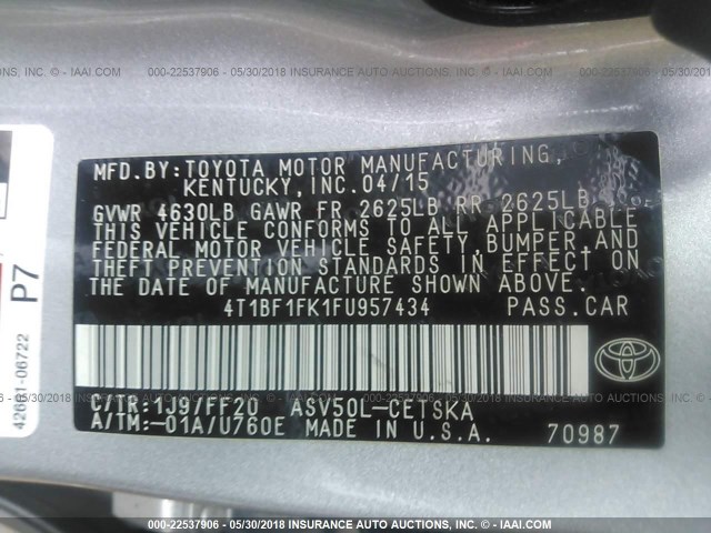 4T1BF1FK1FU957434 - 2015 TOYOTA CAMRY LE/XLE/SE/XSE SILVER photo 9