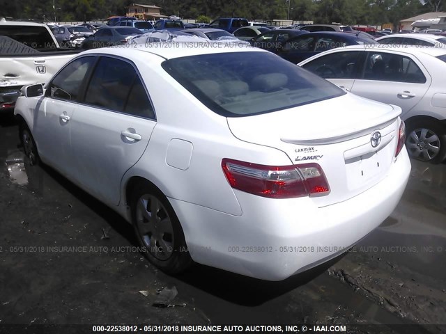 4T1BE46K68U777017 - 2008 TOYOTA CAMRY CE/LE/XLE/SE WHITE photo 3