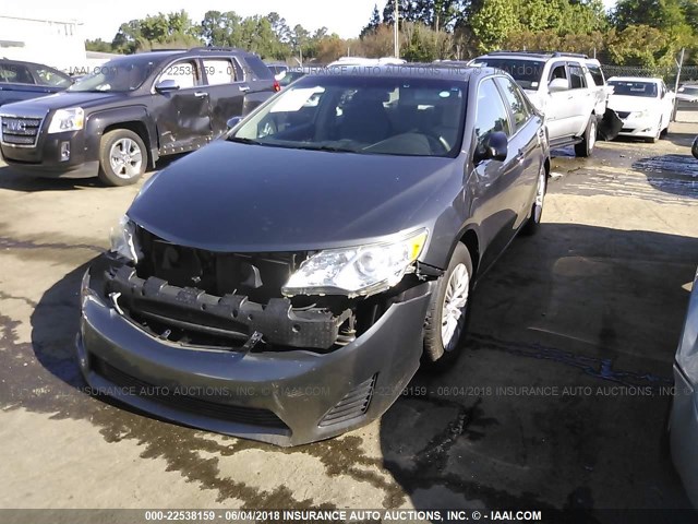 4T4BF1FK1CR184093 - 2012 TOYOTA CAMRY SE/LE/XLE 灰色 照片 2
