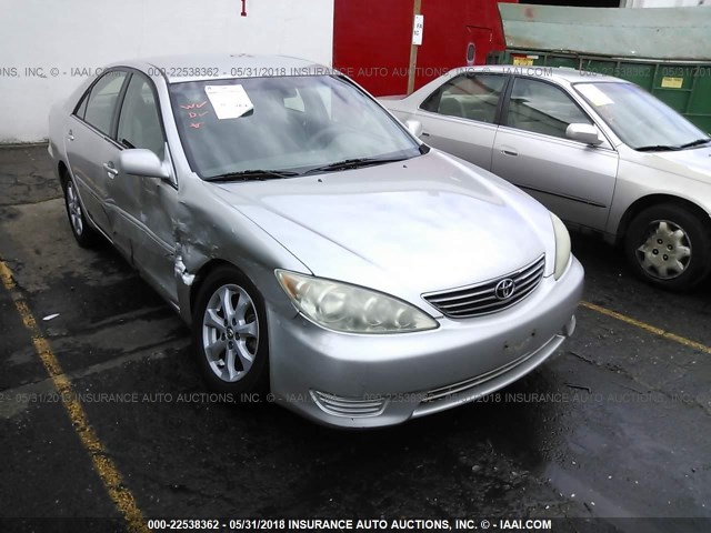 4T1BE32K76U119915 - 2006 TOYOTA CAMRY LE/XLE/SE ვერცხლისფერი ფოტო 1
