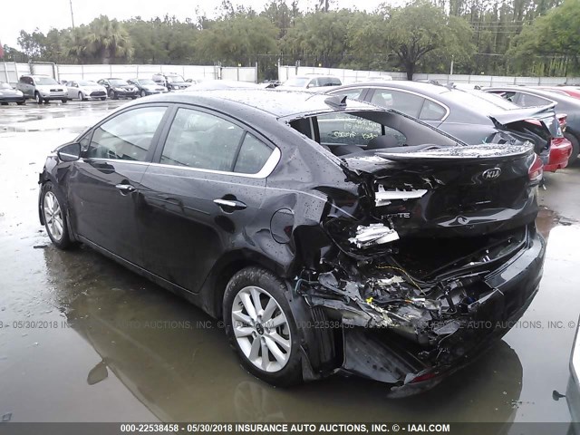 3KPFL4A74HE037477 - 2017 KIA FORTE LX/S BLACK photo 6