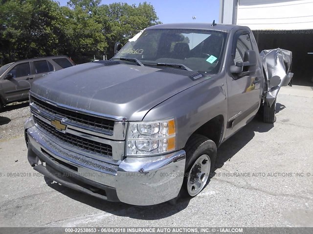 1GCHC24K97E535181 - 2007 CHEVROLET SILVERADO C2500 HEAVY DUTY GRAY photo 2