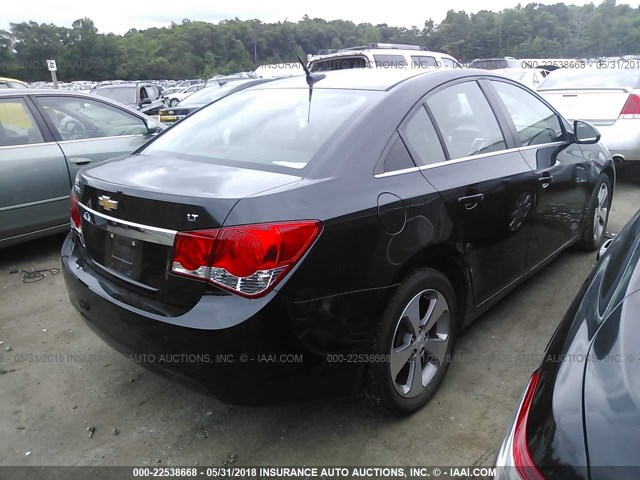 1G1PG5S91B7138877 - 2011 CHEVROLET CRUZE LT BLACK photo 4