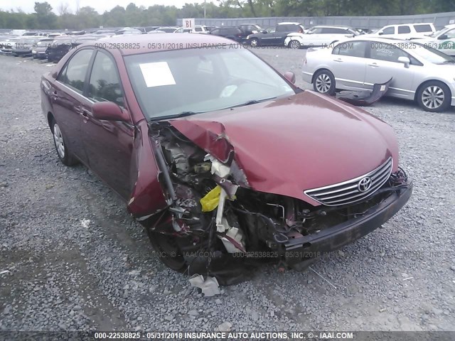 4T1BE32K05U096959 - 2005 TOYOTA CAMRY LE/XLE/SE მუქწითელი ფოტო 1