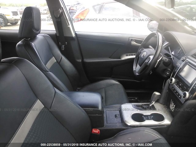 4T1BF1FK6DU641363 - 2013 TOYOTA CAMRY L/SE/LE/XLE 红色 照片 5