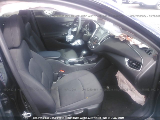 1G1ZB5ST0HF164484 - 2017 CHEVROLET MALIBU LS შავი ფოტო 5