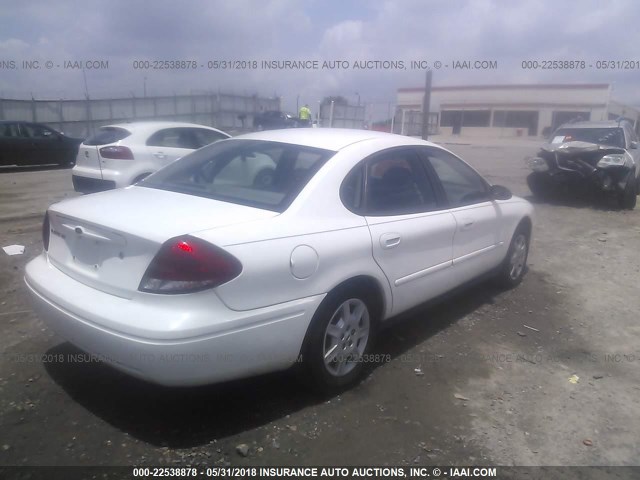 1FAFP53U57A168860 - 2007 FORD TAURUS SE WHITE photo 4