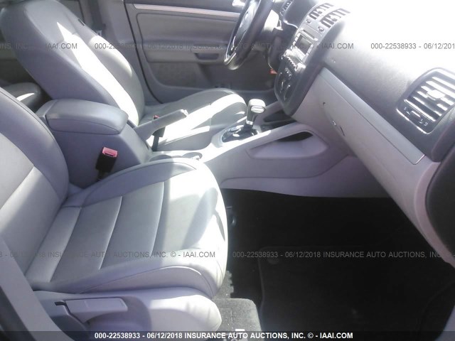 3VWRJ71KX9M010667 - 2009 VOLKSWAGEN JETTA WOLFSBURG 灰色 照片 5