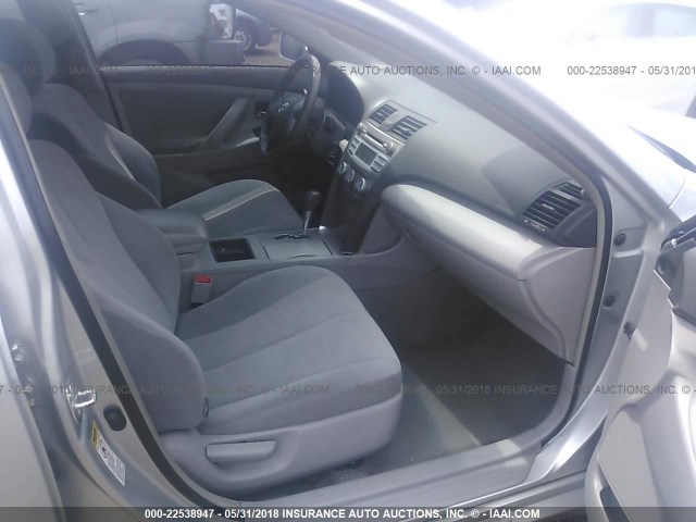 4T1BE46K67U564048 - 2007 TOYOTA CAMRY NEW GENERAT CE/LE/XLE/SE SILVER photo 5