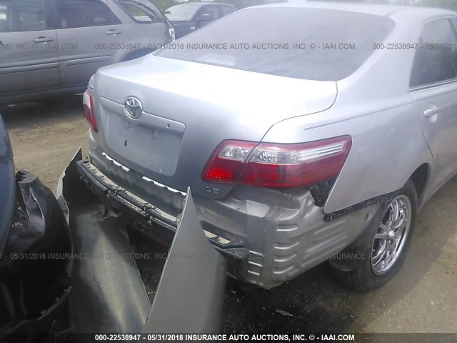 4T1BE46K67U564048 - 2007 TOYOTA CAMRY NEW GENERAT CE/LE/XLE/SE SILVER photo 6