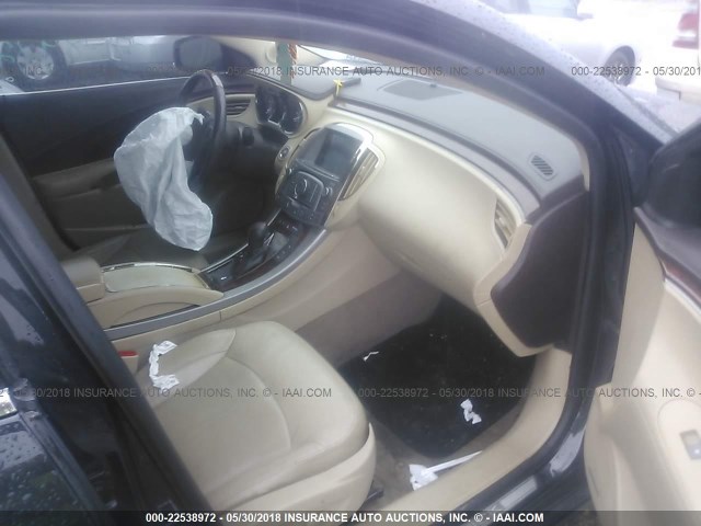1G4GE5ED8BF271361 - 2011 BUICK LACROSSE CXS BLACK photo 5