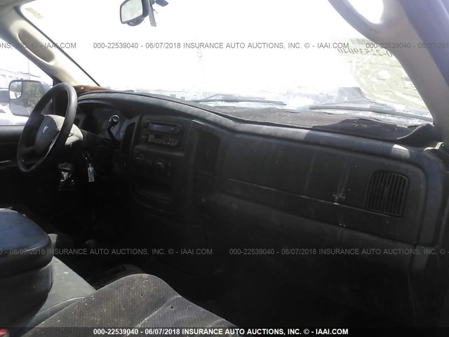 3D7KU28C54G121184 - 2004 DODGE RAM 2500 ST/SLT 白色 照片 5