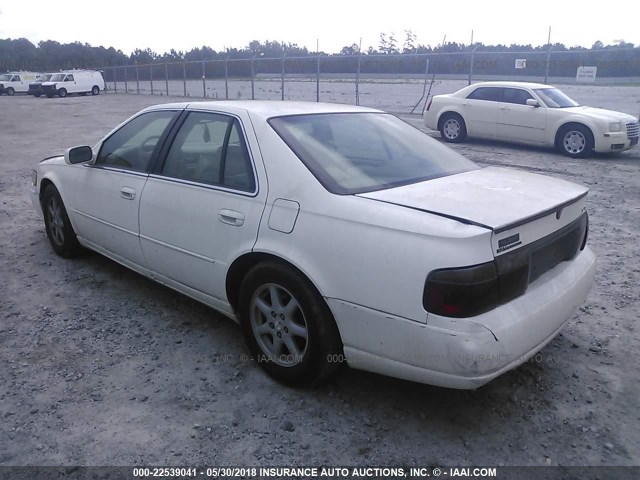 1G6KY5491XU934147 - 1999 CADILLAC SEVILLE STS WHITE photo 3