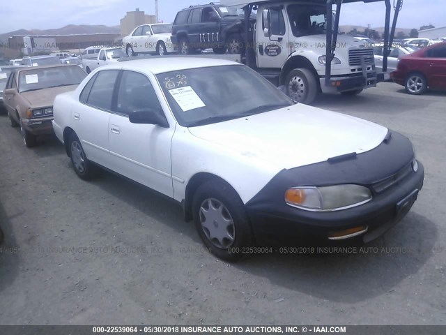 JT2BG12KXT0398310 - 1996 TOYOTA CAMRY DX/LE/XLE WHITE photo 1