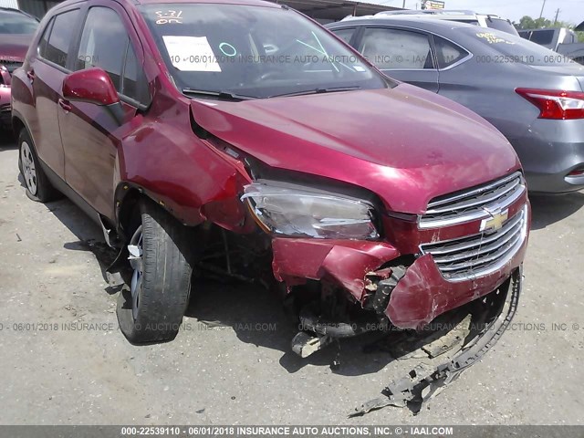 KL7CJKSB9FB090120 - 2015 CHEVROLET TRAX LS RED photo 6