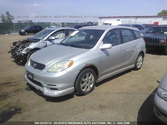 2T1KR32E43C050175 - 2003 TOYOTA COROLLA MATRIX XR GRAY photo 2