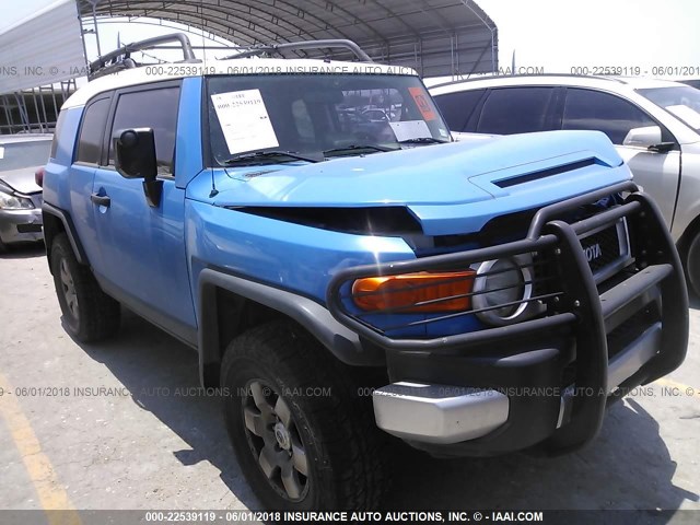 JTEBU11FX70087725 - 2007 TOYOTA FJ CRUISER BLUE photo 1