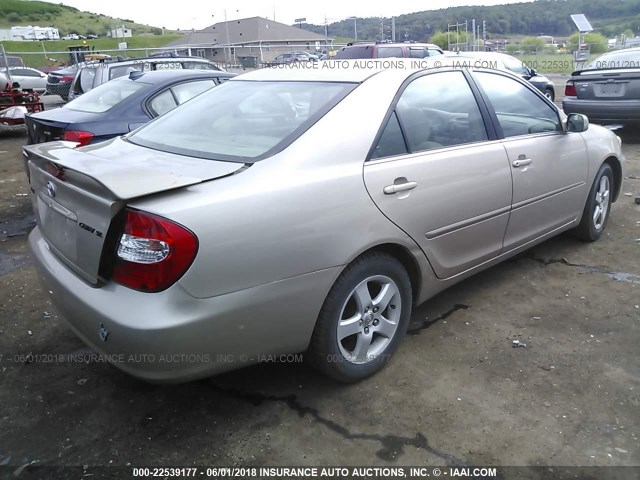 4T1BE32K74U898388 - 2004 TOYOTA CAMRY LE/XLE/SE ოქროსფერი ფოტო 4