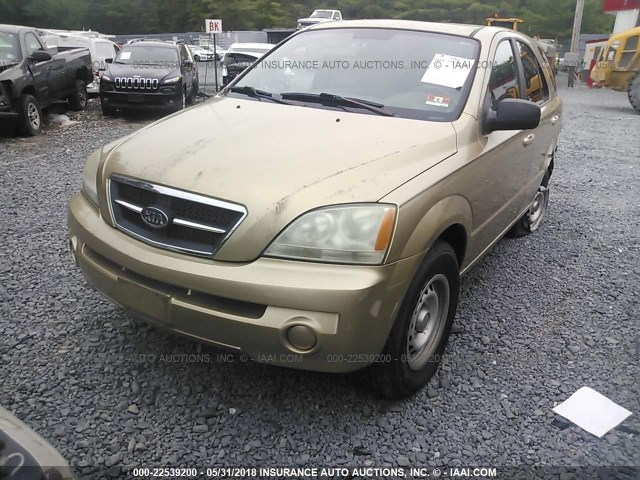 KNDJC733335095588 - 2003 KIA SORENTO EX/LX GOLD photo 2