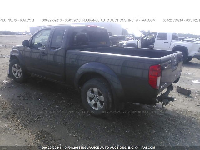 1N6AD0CW2AC421319 - 2010 NISSAN FRONTIER KING CAB SE/LE/NISMO GRAY photo 3
