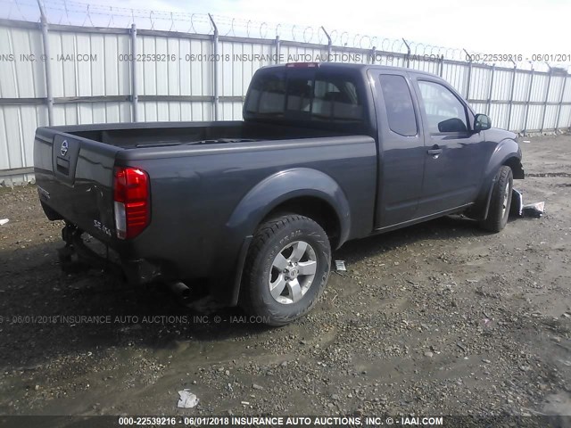 1N6AD0CW2AC421319 - 2010 NISSAN FRONTIER KING CAB SE/LE/NISMO GRAY photo 4
