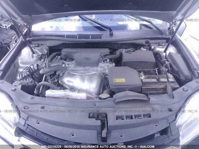 4T1BF1FK1FU084008 - 2015 TOYOTA CAMRY LE/XLE/SE/XSE SILVER photo 10