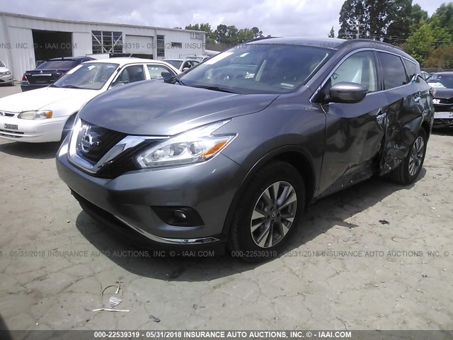 5N1AZ2MG6GN102456 - 2016 NISSAN MURANO S/SL/SV/PLATINUM GRAY photo 2