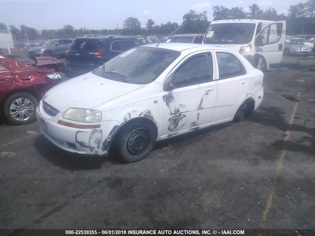 KL1TD52654B141860 - 2004 CHEVROLET AVEO WHITE photo 2