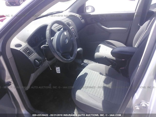 1FAFP34N37W119719 - 2007 FORD FOCUS ZX4/S/SE/SES 银色 照片 5